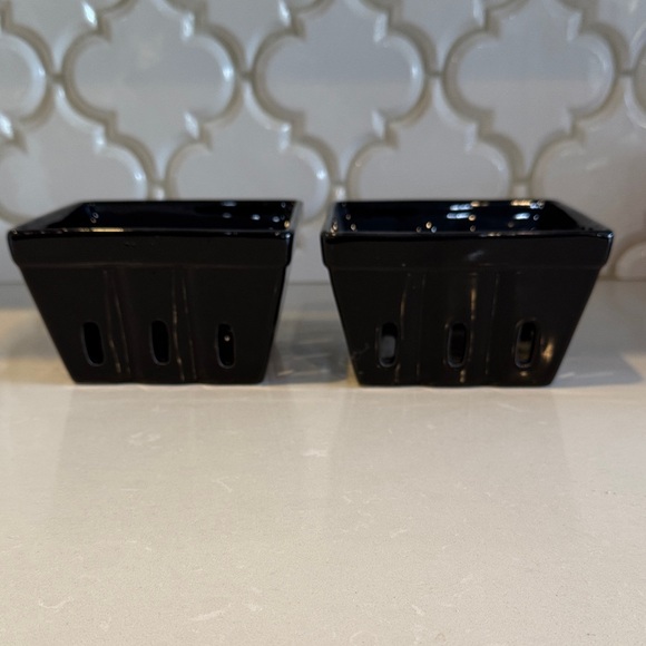 Berry Baskets - Picture 1 of 7